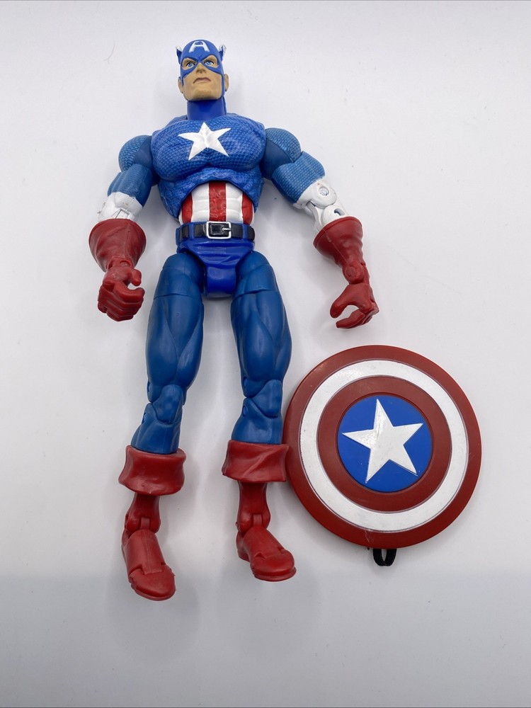 ToyBiz Marvel Legends Series 1 Captain America 6″ Action Figure 2002