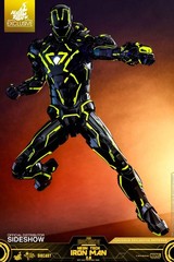 Hot Toys Neon Tech Iron Man 2.0 Black & Yellow Figure MMS523-D29