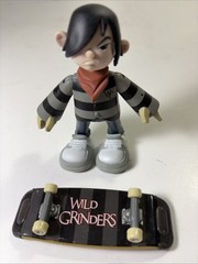 Rob Dyrdek Wild Grinders Lot of 8. skaters Plus Meaty The Dog and 4 Skateboards