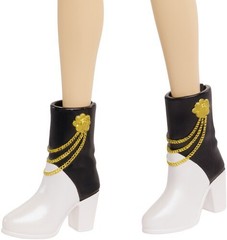 KPop Demon Hunters HUNTR/X: Mira “Golden” Singing Doll PRESALE (SHIPS 7/30/26)