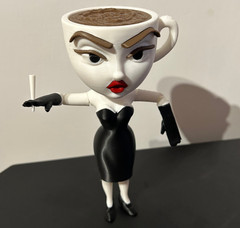 Italian Brainrot: ESPRESSONA SIGNORA – Limited Edition Physical Figure Toy Meme