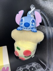 🔥Top Toy x Stitch (Scented Hanging) (not available in the US) Galactic Pizza