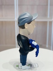 Celebrity Artist Actor Designer Culture Luxury Figure (Bryan Donnelly Kaws Blue)