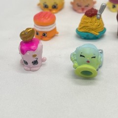 Bundle Of 13 Moose Shopkins Figures Food Spaghetti Toilet Bread MN9