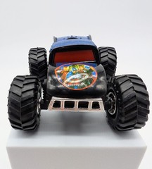 Marvel Regener8’rs Avengers Flippable Customizable Reversible Car
