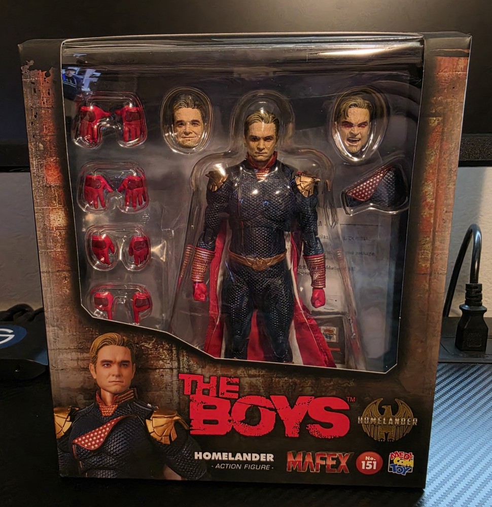 Medicom Toy The Boys MAFEX No.151 Homelander Action Figure