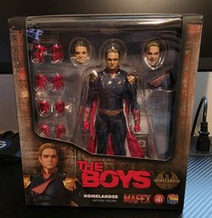 Medicom Toy The Boys MAFEX No.151 Homelander Action Figure