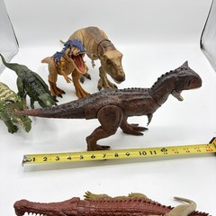 Lot of 7 Jurassic World Dinosaur Toys Sarcosuchus Carnotaurus Sounds Roar 2020s