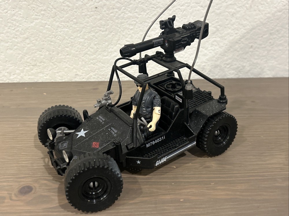 2000 GI Joe AWE Striker Collectors Special Edition Hasbro ARAH