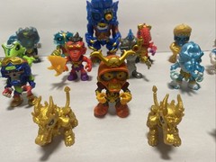 Treasure x Moose 18 Figure Lot No Accessories Mixed Lot