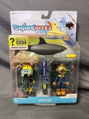 Roblox DevSeries SHARK BITE 2: SHARK CAGE Figure Set W/Exclusive Virtual Code