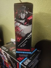 Transformers Studio Series Devistation “Sideswipe” Deluxe Action Figure! MTMTE