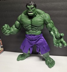 Jumbo Green Hulk vinyl action figure from Mexican manufacturers 18.5 Inches