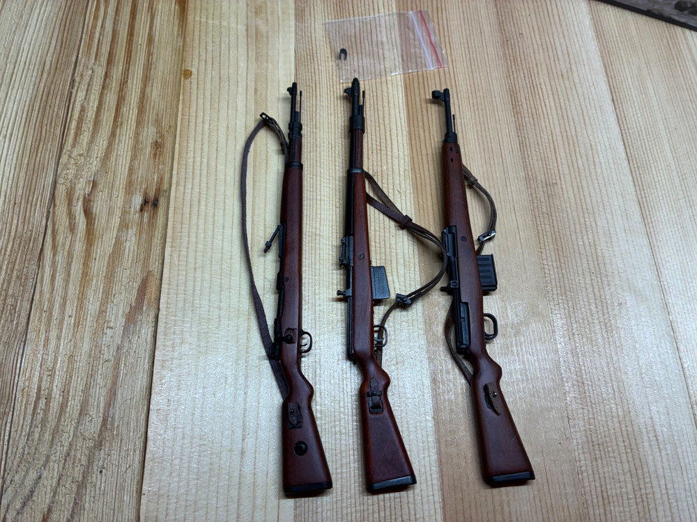 DID LIO BURK/UJINDOU 1/6 UD9041 UD9052 GEWEHR 43, GEWEHR 41, AND KAR98K RIFLES