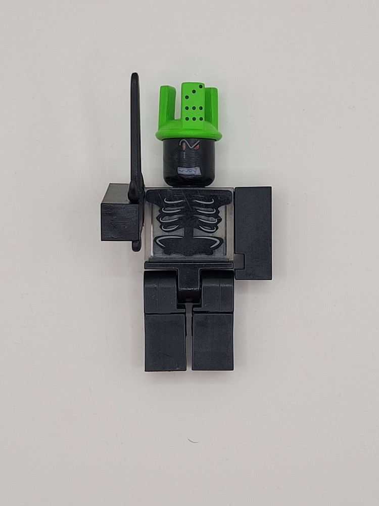 1x1x1x1 – Roblox Series 2 toy Figure – NO CODE -w/ accessories Free Shipping! 🔥
