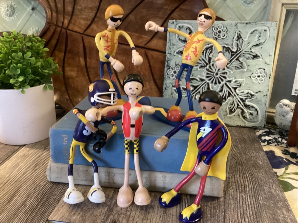 LOT of 5 Kids Galaxy Bendos Stinkbug Snowboarders, Football,Caped +2 Snowboards