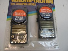 Simon & Simon Television Series Walkie-Talkie Novelty Toy Gordy Intl 1983
