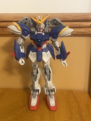 GUNDAM ARCH ENEMY 2002 COLLECTORS SERIES Action Figure WING GUNDAM ZERO Robot