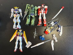 Random Robot Toy Lot Includes Real Steel Figures, Gundams, And Other Loose Toys