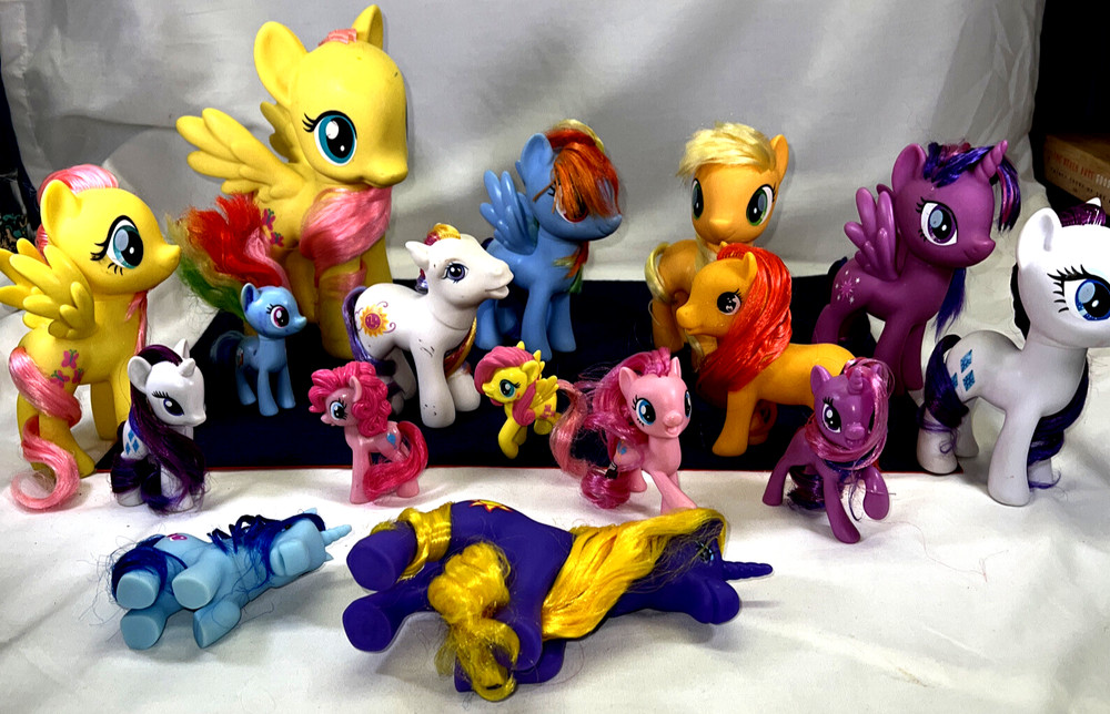 Vtg My Little Pony Toy Lot 16 Figures Various Sizes Hasbro Mixed G3 G4 Ponies