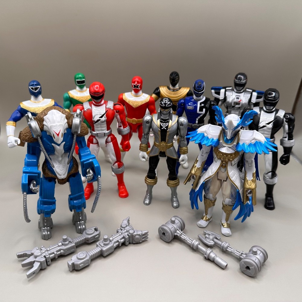 Lot of 11 Power Rangers Action Figures Zeo SPD Overdrive Megaforce and More