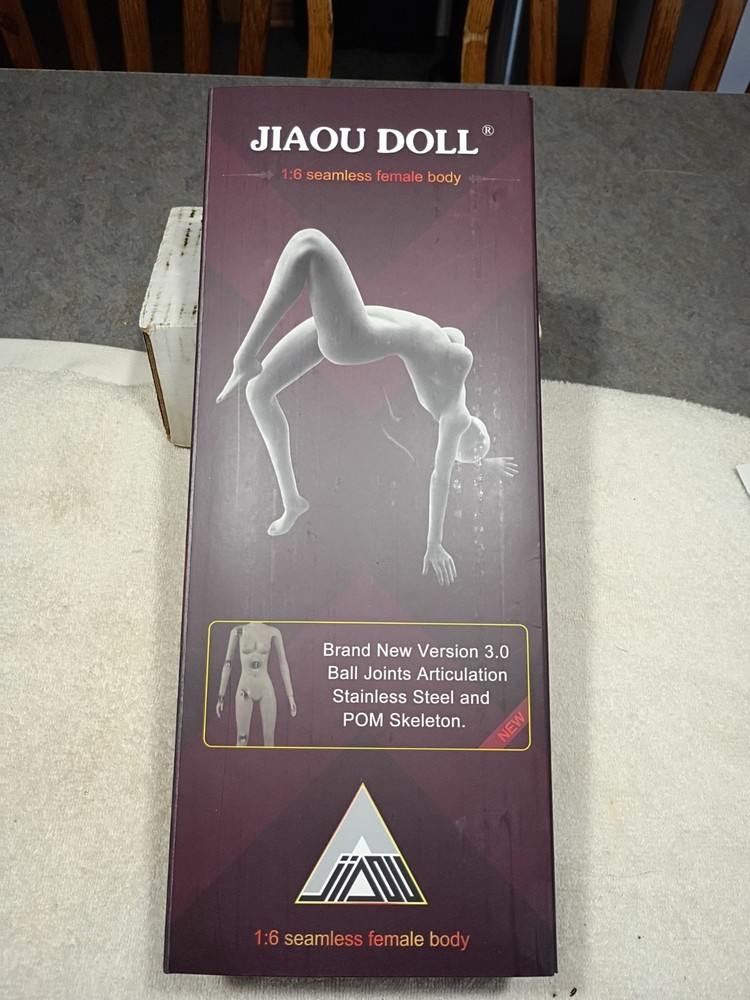 JIAOU DOLL 1/6 FEMALE SEAMLESS LARGE Bust Figure Body w/ Wheat skin