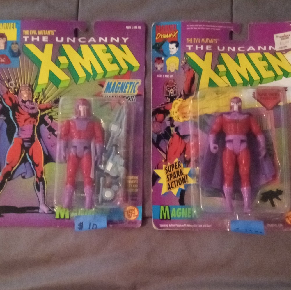 2 Toy Biz Marvel X-Men Magneto The Evil Mutants Carded Action figures