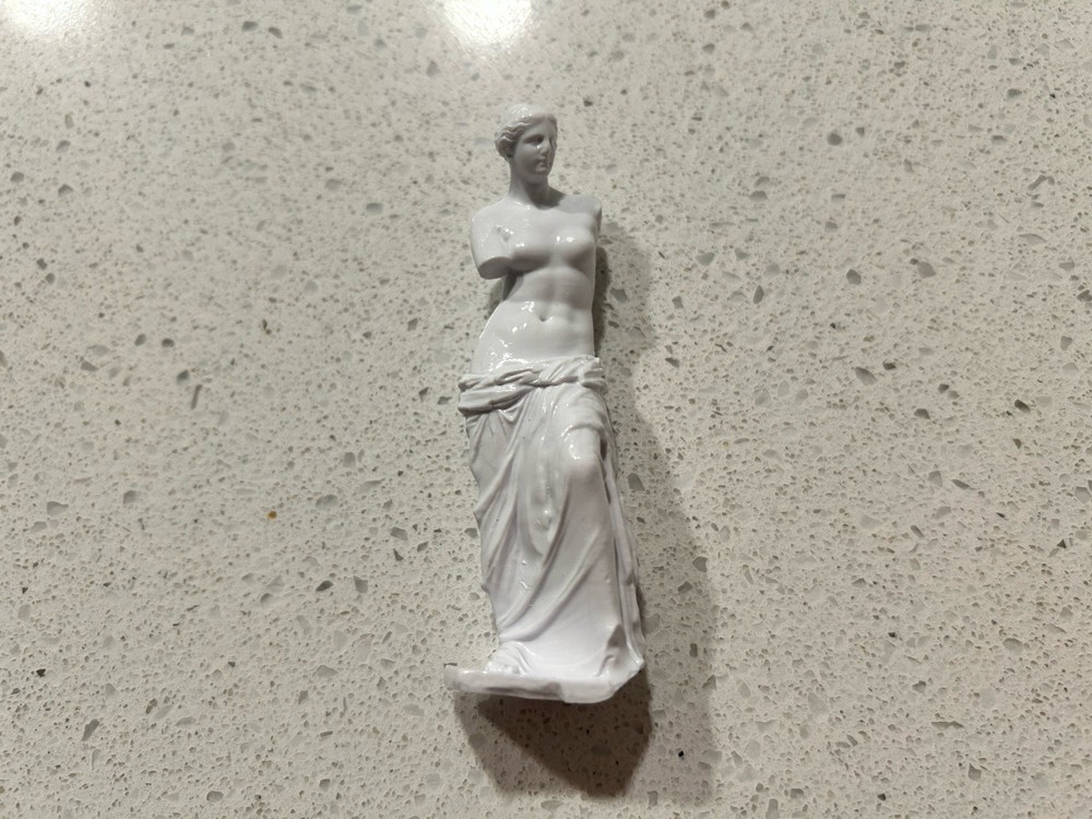 ZURU MINI BRANDS CREATE MASTERPIECES MINI VENUS DE MILO STATUE ICONIC HTF