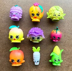 SHOPKINS Fruits & Vegetables 9 Figure Colorful Mixed Toy Lot! Moose Enterprise