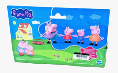 Hasbro Peppa Pig Peppa’s Family of Five Set Figures Hold Hands Ages 3+New In Box