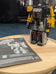 Transformers War for Cybertron Earthrise Ironworks Loose & Complete