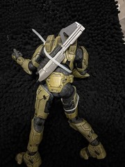 McFarlane Halo Master Chief 12-inch Action Figure with Assault Rifle and Frag Gr