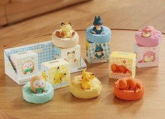 ⚠️Sleeping Pokemon EEVEELUTIONS + More YOU PICK Holly Box Blind Box Sylveon Gift