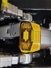 DX9 War in Pocket set of 3 figures – Rager missing leg