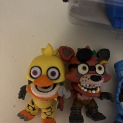 Funko FNAF Five Nights at Freddy’s Mystery Minis Withered Chica Bonnie Foxy