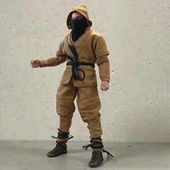 VD-NIN-BN: 1/12 Ninja outfit for Mezco MixMax Nota 6″ slim body – Brown