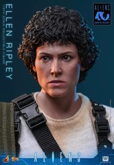 Pre-order Hot Toys MMS894 1/6 Aliens Ellen Ripley Collectible Action Figure
