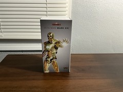 Comicave Iron Man MARK XXI Mark21 MK21 Alloy Diecast Action Figure Led Toys 1/12