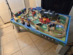 Thomas the train Ultimate bundle– Train table, tracks, and more included