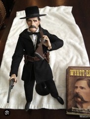 Wyatt Earp – Six Gun Legends 12” Collector’s Figure RARE