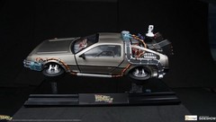 2018 Sideshow Back To The Future Levitating DeLorean – Kids Logic Company – NEW