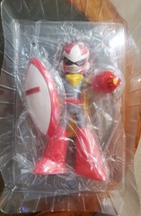 NWB Ron English Mindstyle/Popaganda Mega-Man “Protoman Grin” 15″ Vinyl Figure