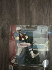 MCFARLANE NFL LEGENDS SERIES 3 OILERS HOF RB EARL CAMPBELL VARIANT FIGURE SEALED