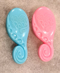 My Little Pony Pink & Blue Hair Brush Accessory Toy Lot of 2 @@ MLP