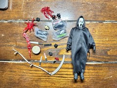 Mezco One:12 Collective Ghostface Lives 1/12 Horror A Took Figure Scream Slasher