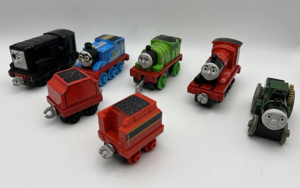 Lot Of 7 Thomas The Tank Engine Train Die Cast Metal Plastic Connectors-READ-
