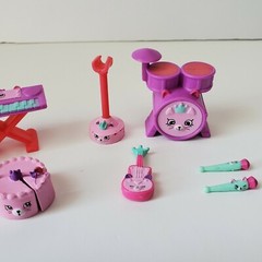 Shopkins Happy Places Decorator’s Pack PRINCESS Kitty Dance Hall complete