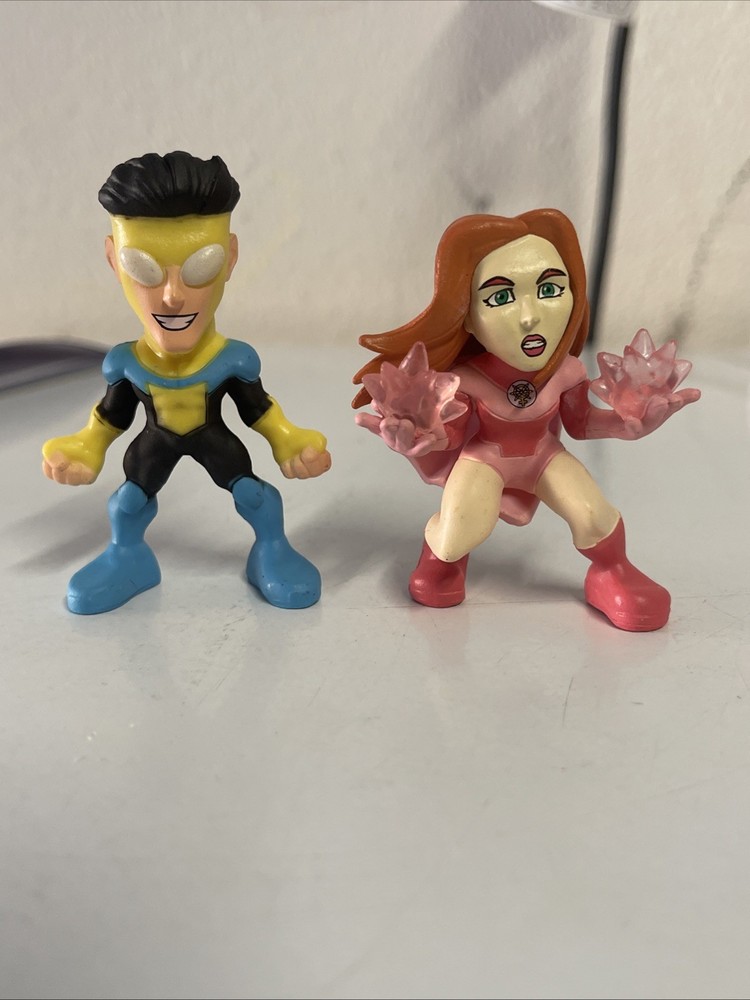 2 Loose Invincible Phatmojo Opened Mystery Figures – Mark & Atom Eve – common