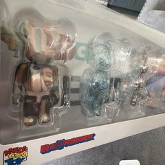 DesignerCon Artist Series 5 BE@RBRICK 100% Set of 5