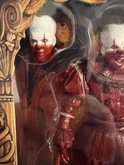NEW RARE NECA ULTIMATE BLOOD PENNYWISE 7″ Welcome to Derry IT In Hand Look!!